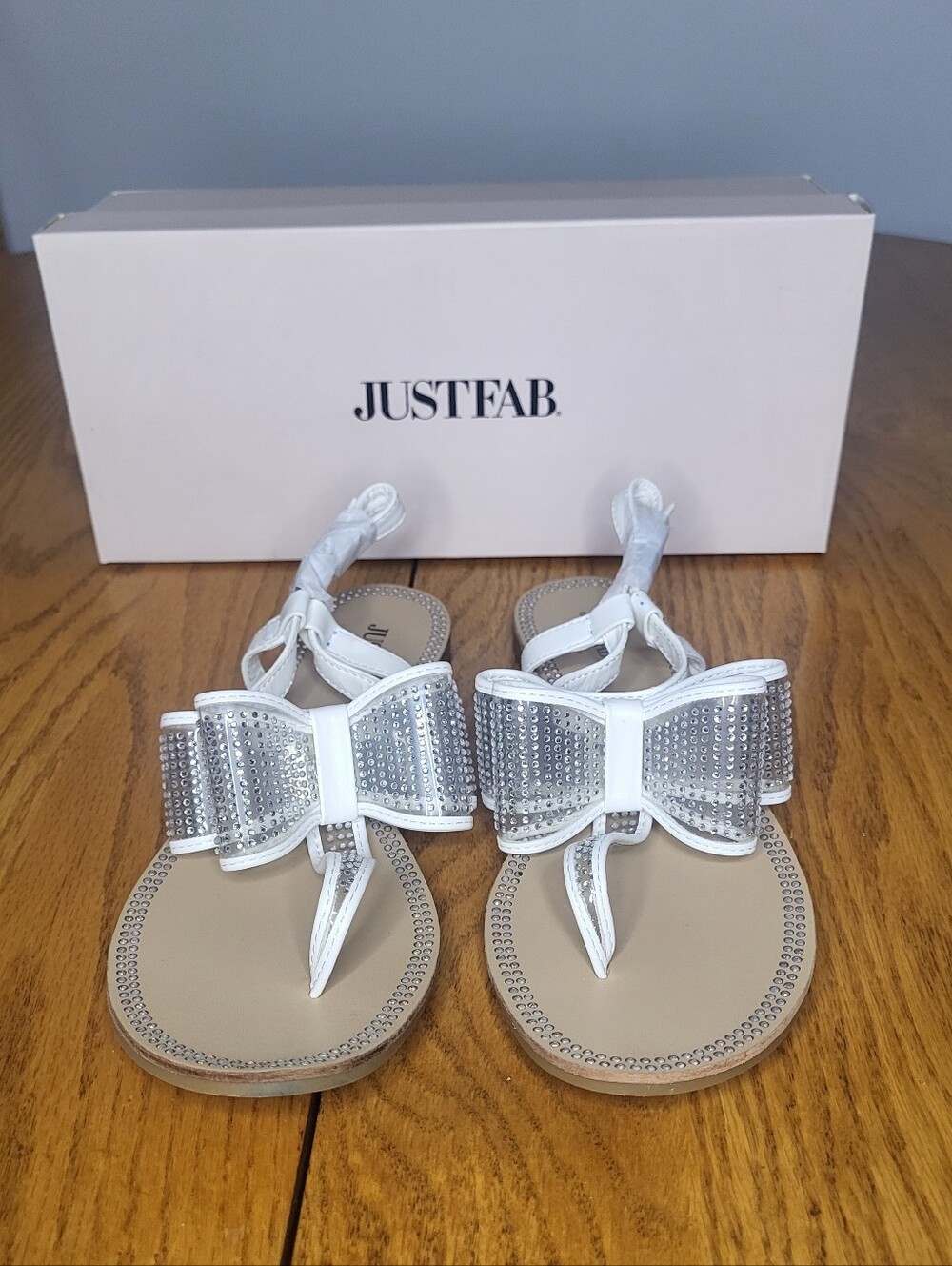 ✨️NEW JustFab Nellsie Bow Flat Sandals 7.5